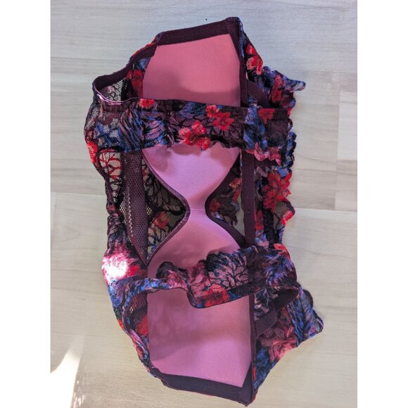 Floral Lace Bralette With Mesh Detailing By VS Pink Pull on Floral - Picture 4 of 4